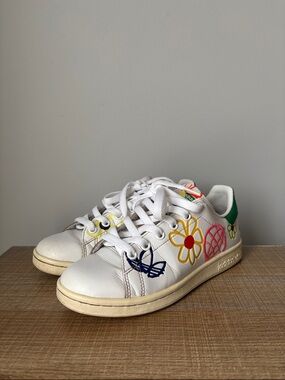 adidas White Women’s Leather Sneakers Stan Smith 'Large Doodles' Size 5